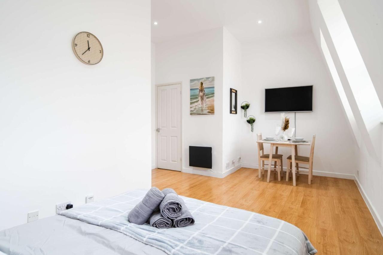 Livestay-Fabulous One Bed Apartments On Covent Garden Londra Exterior foto