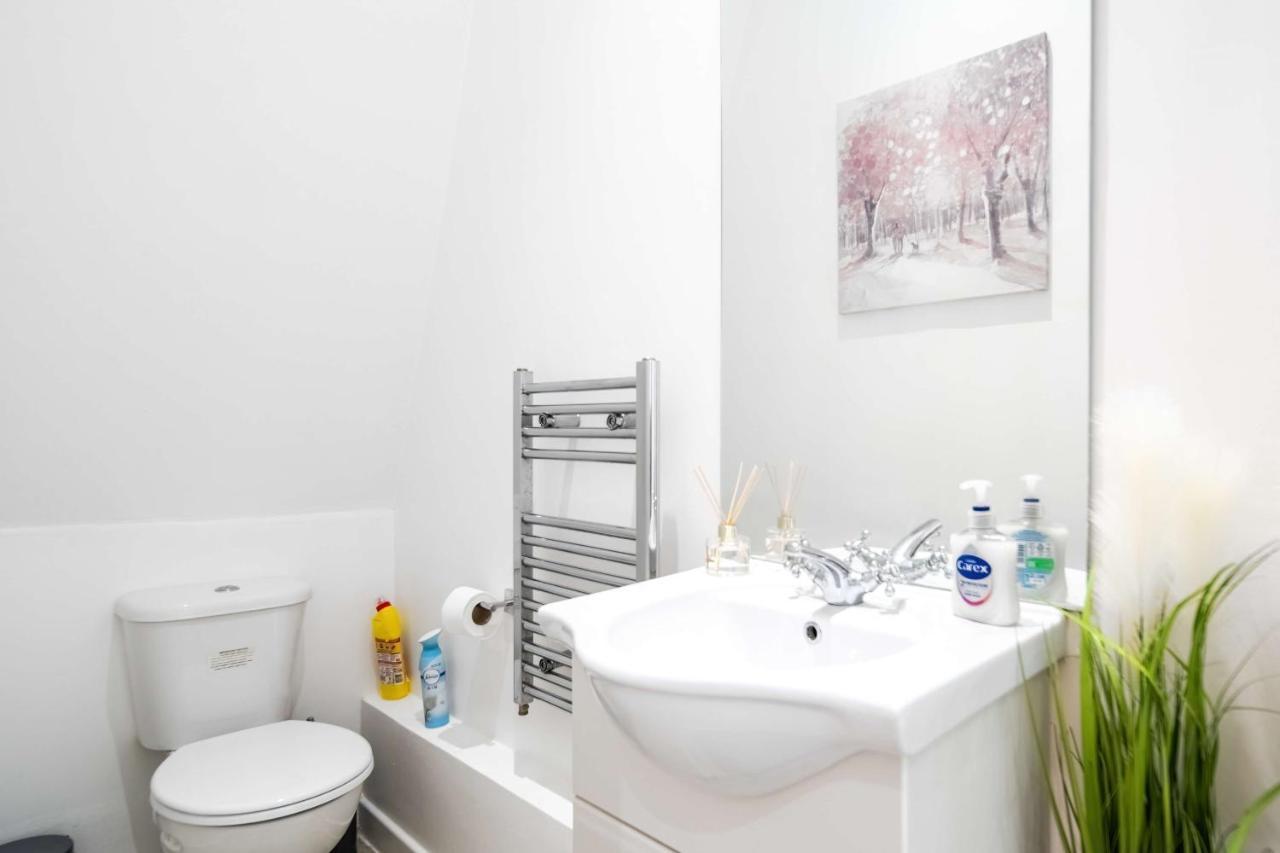 Livestay-Fabulous One Bed Apartments On Covent Garden Londra Exterior foto